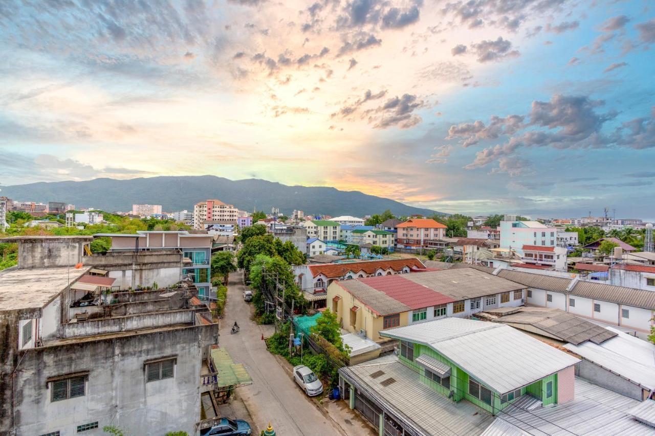 Oyo 990 Siam​ Lanna​ Grand​ Hotel​ Chiangmai Chiang Mai Exterior foto